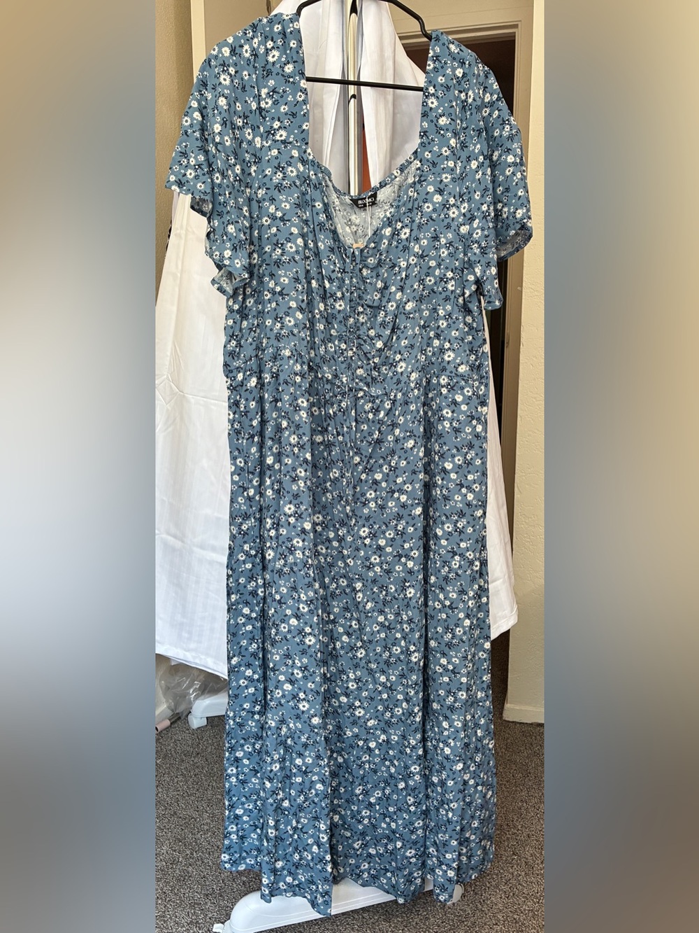 BloomChic Blue Floral Tie-Front Midi Dress - Picture 2 of 3